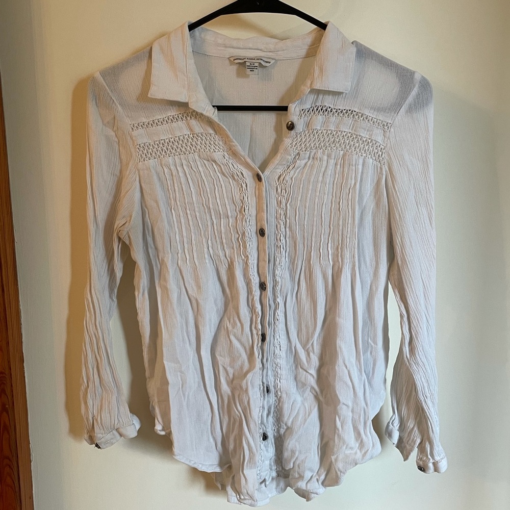 American Eagle White Shirt
